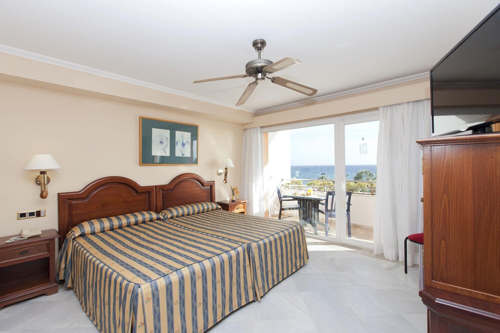 Marbella Playa Hotel Exterior photo