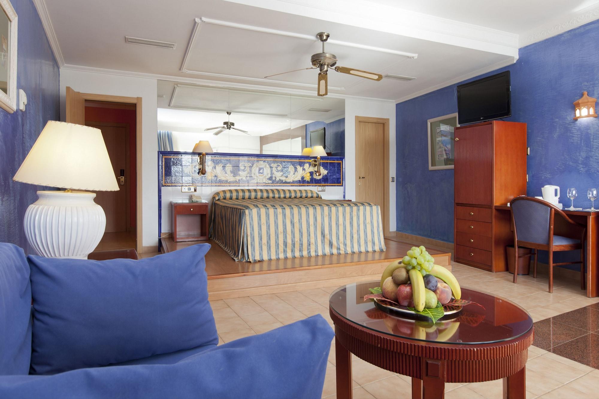 Marbella Playa Hotel Exterior photo